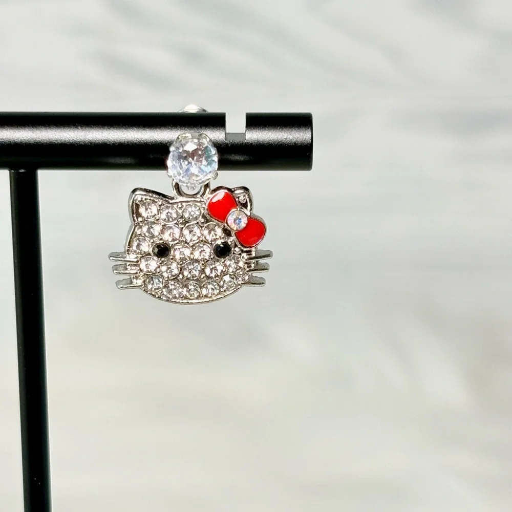 Hello Kitty‎ Crystal Earrings with Red Bow